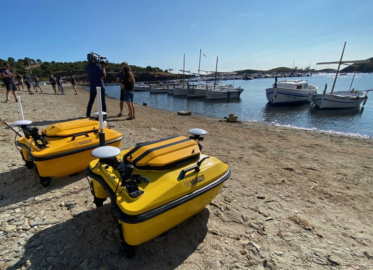 Robots used to monitor seagrass meadows, in the last sampling in Portlligat, last August. Image: CEAB-CSIC